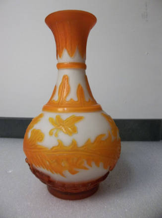 Vase with Phoenix Decoration