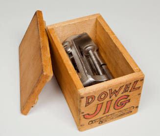Dowel Jig Box with Tool