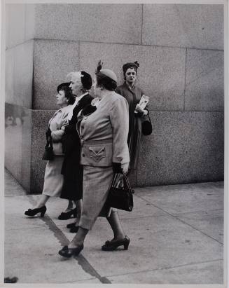 Women on Fifth Avenue, New York