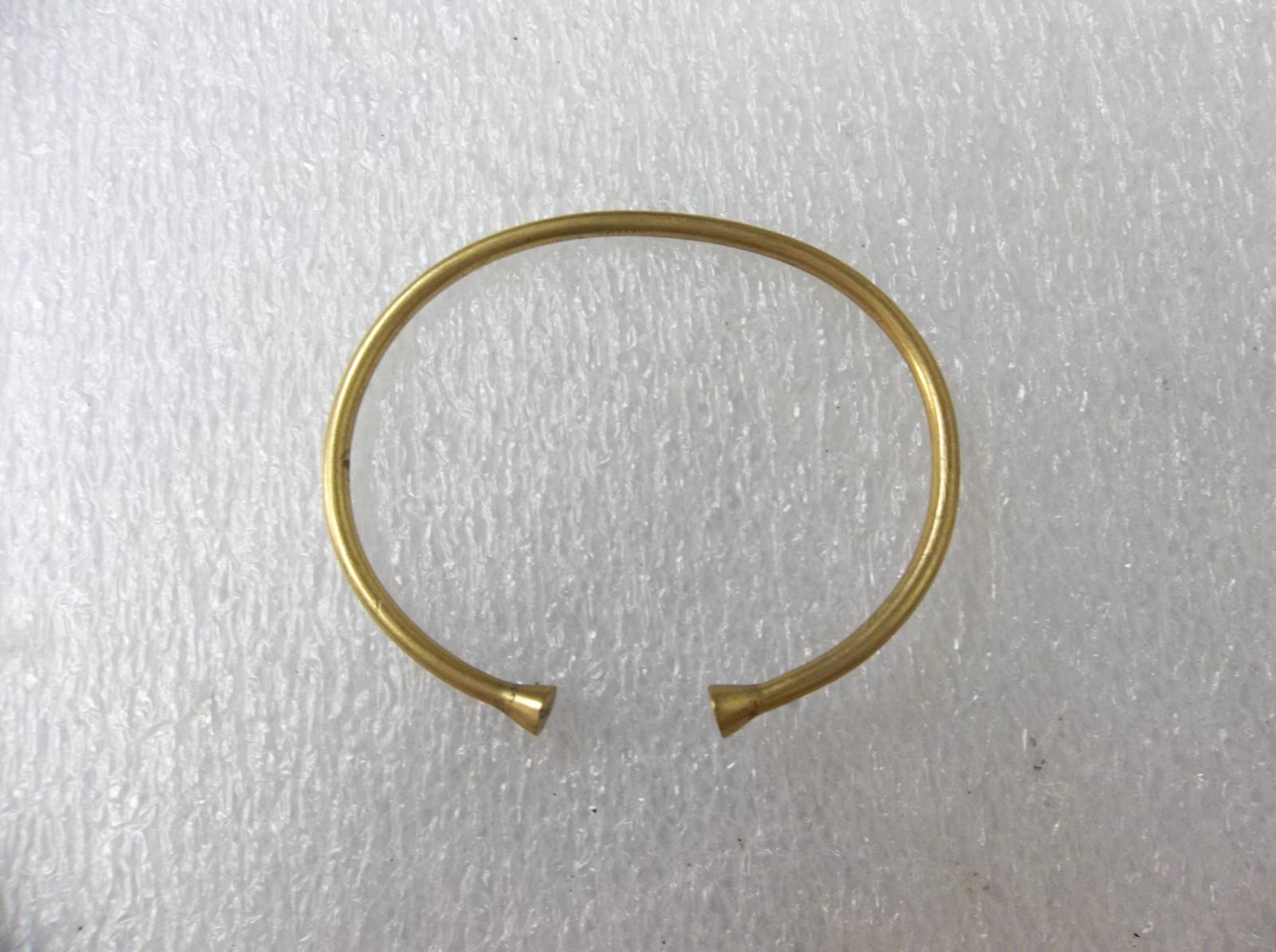 Gold Penannular Ring