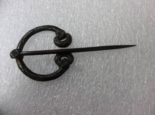 Penannular Brooch