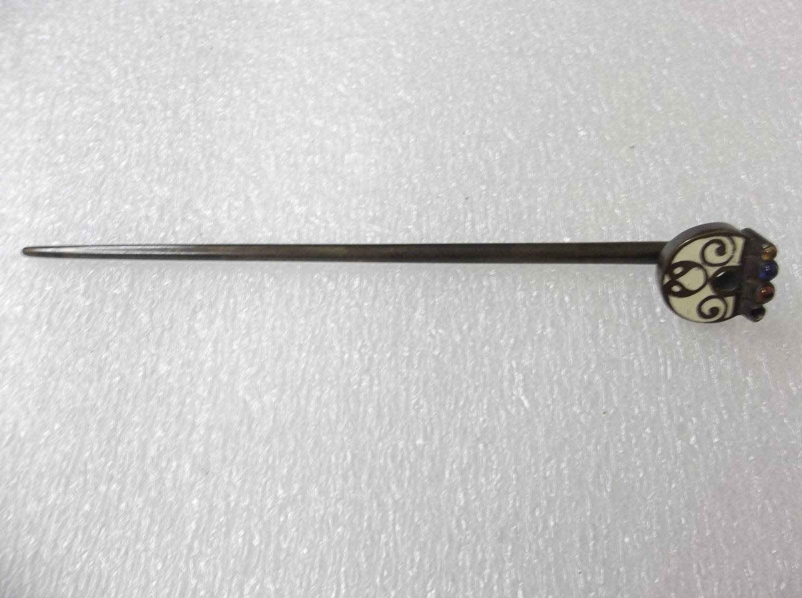 Hand Pin or Hammer-Headed Pin