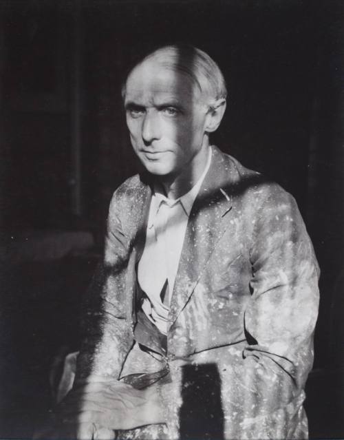 Max Ernst, Paris